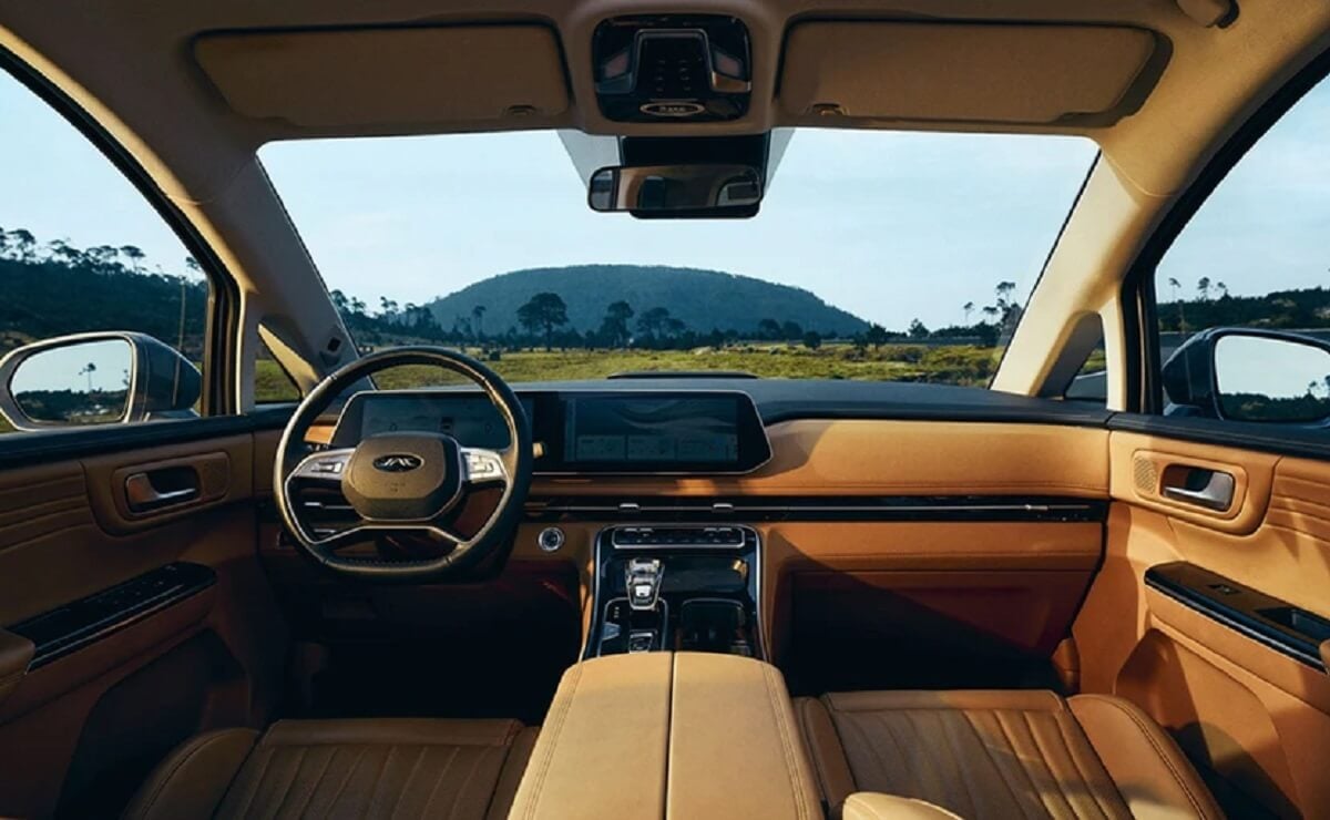JAC Traveler PHEV 2026 interior