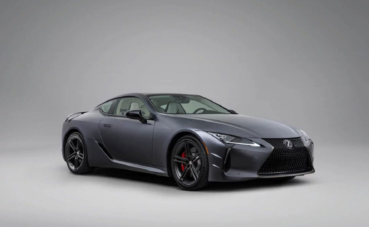 Lexus LC 500 perfil