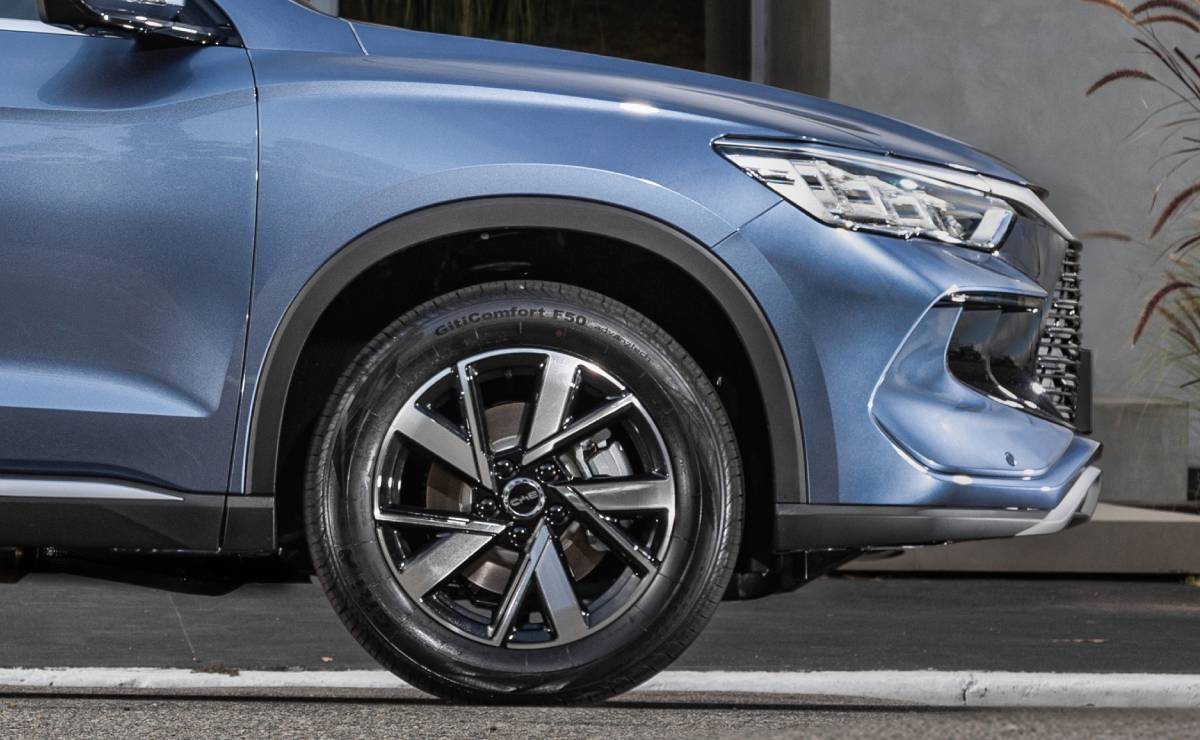 SUV BYD Song Pro llanta