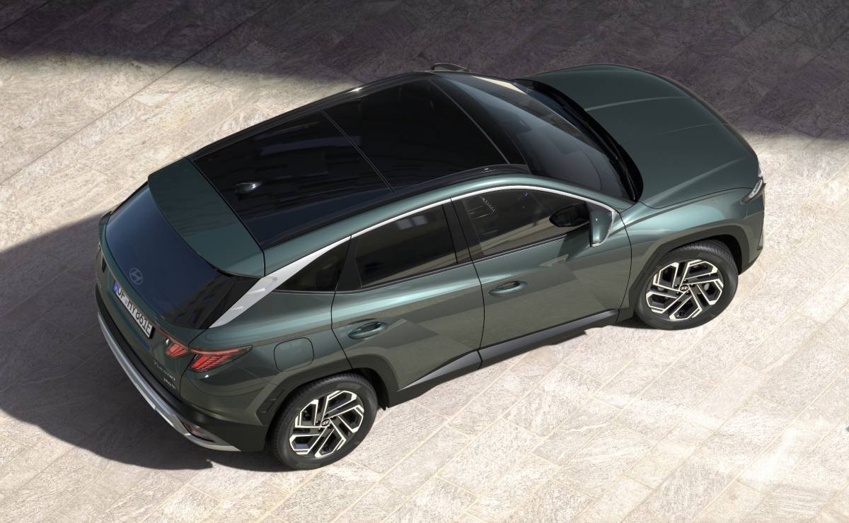 SUV Hyundai Tucson hibrida perfil