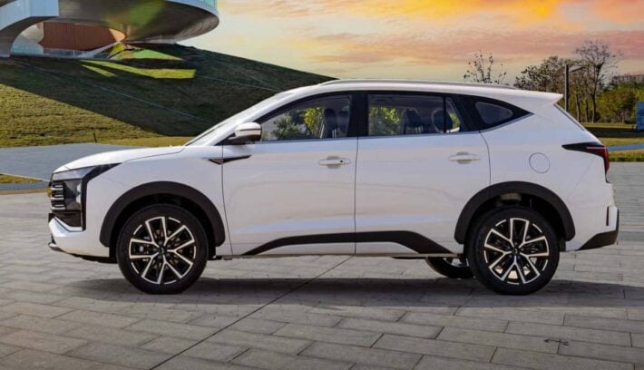 SUV JAC JS8 Pro perfil