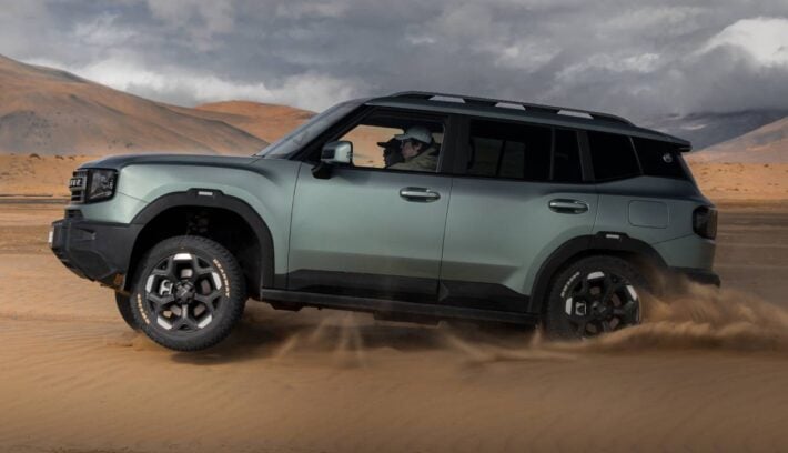 SUV Jetour T1 perfil accion
