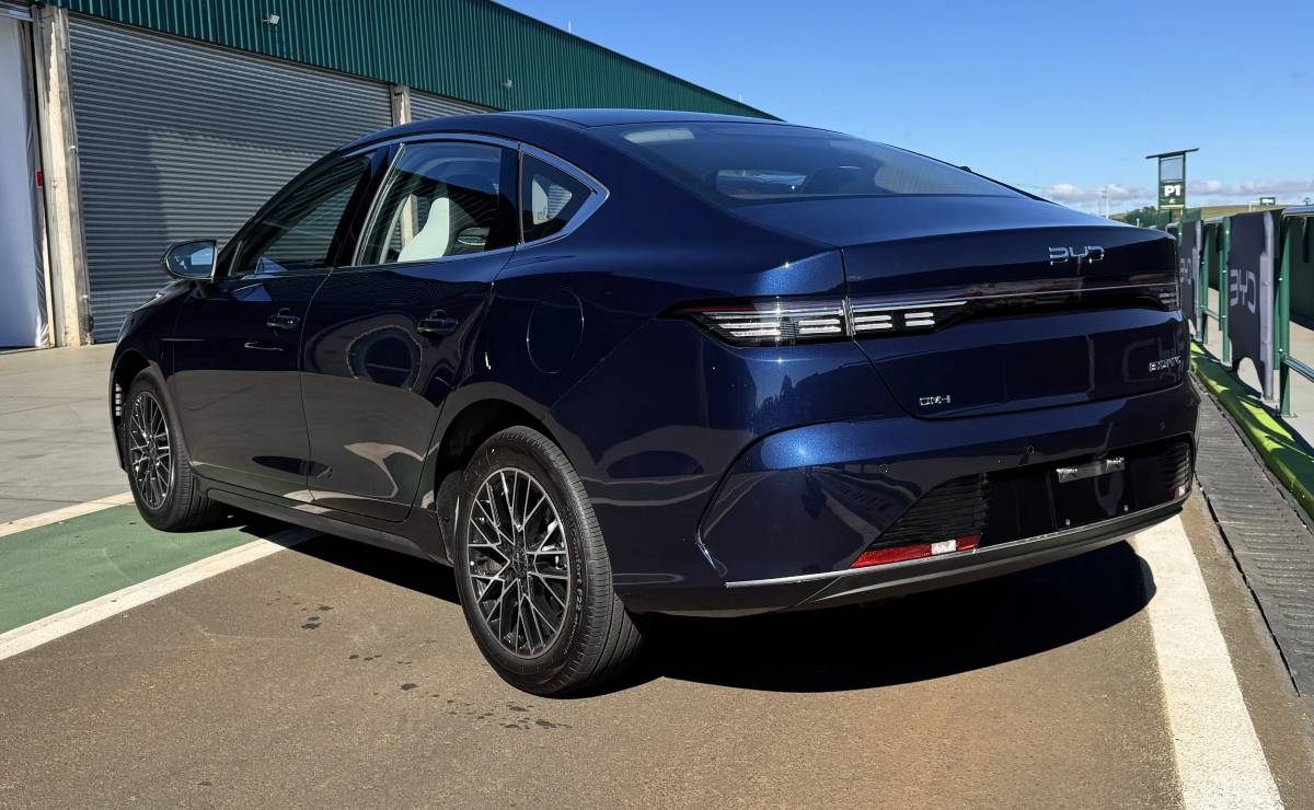 Sedan BYD King 2026 trasera