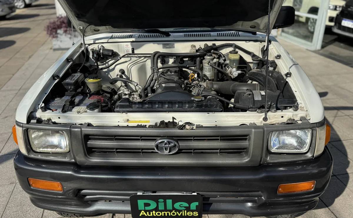Toyota Hilux 2001 motor