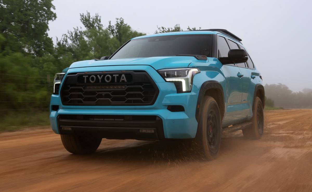 Toyota Sequoia 2026 accion
