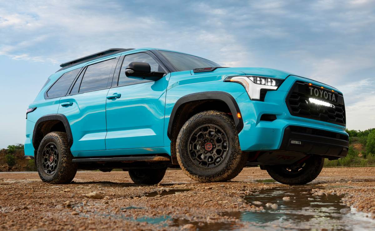 Toyota Sequoia 2026 frente
