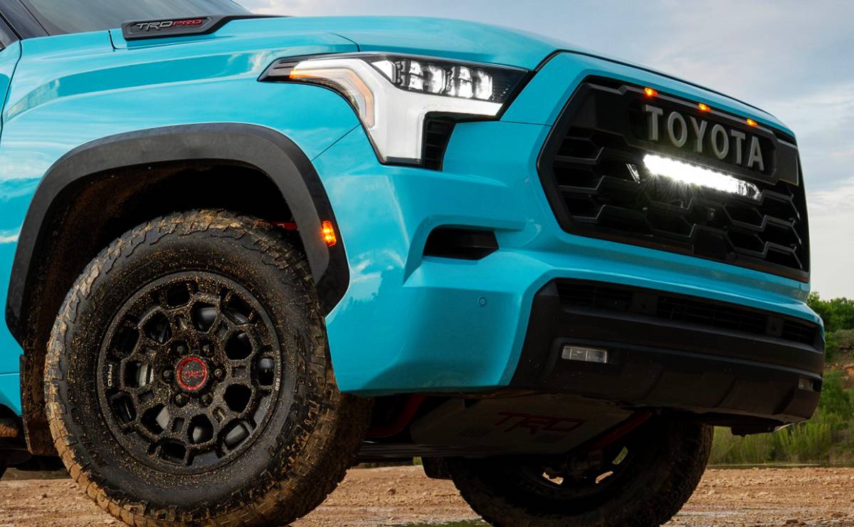 Toyota Sequoia 2026 teaser