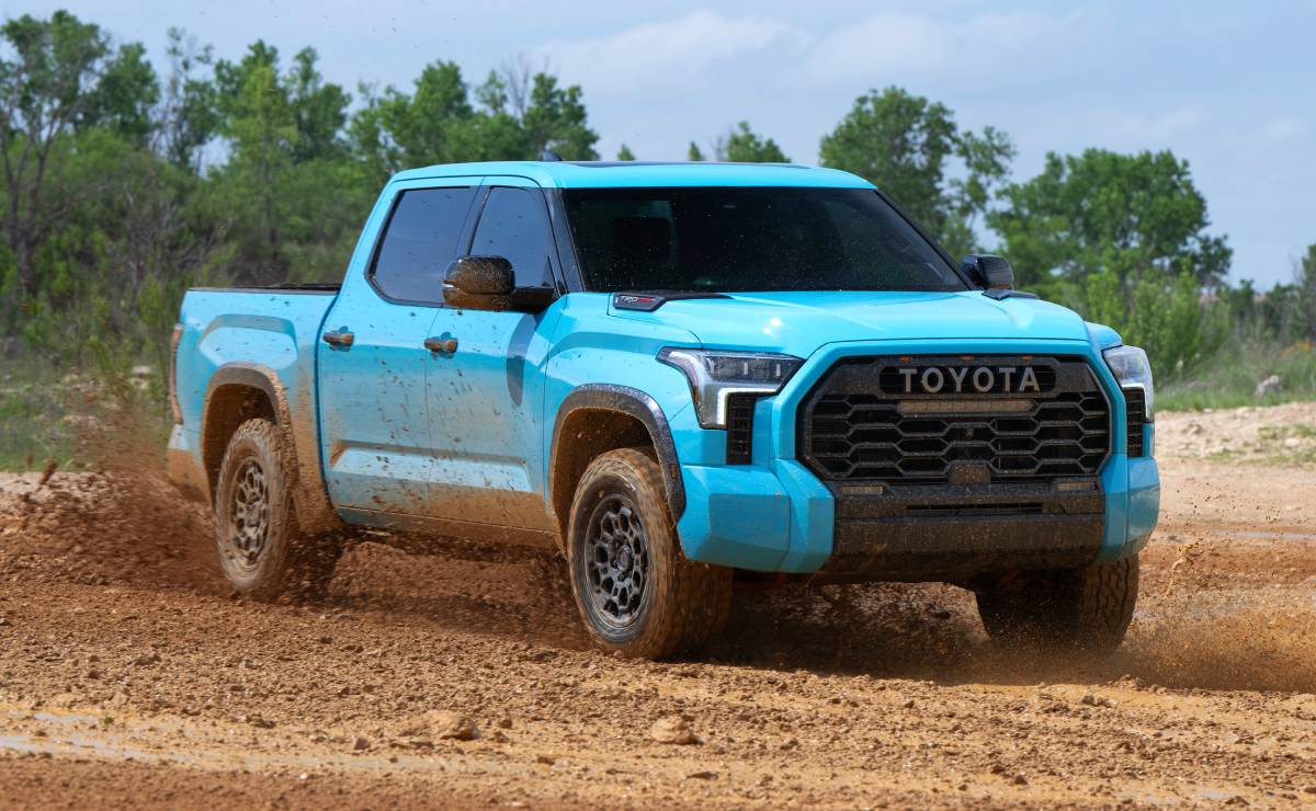 Toyota Tundra 2026 accion