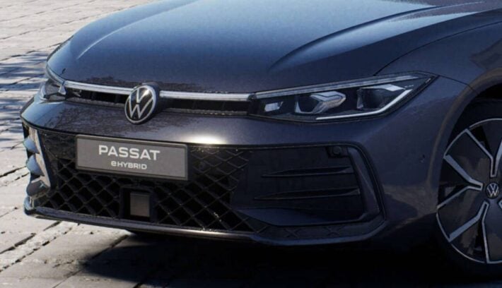 Más vivo que nunca: lanzaron nuevas versiones del Volkswagen Passat 1 Volkswagen Passat Black Edition eHybrid teaser