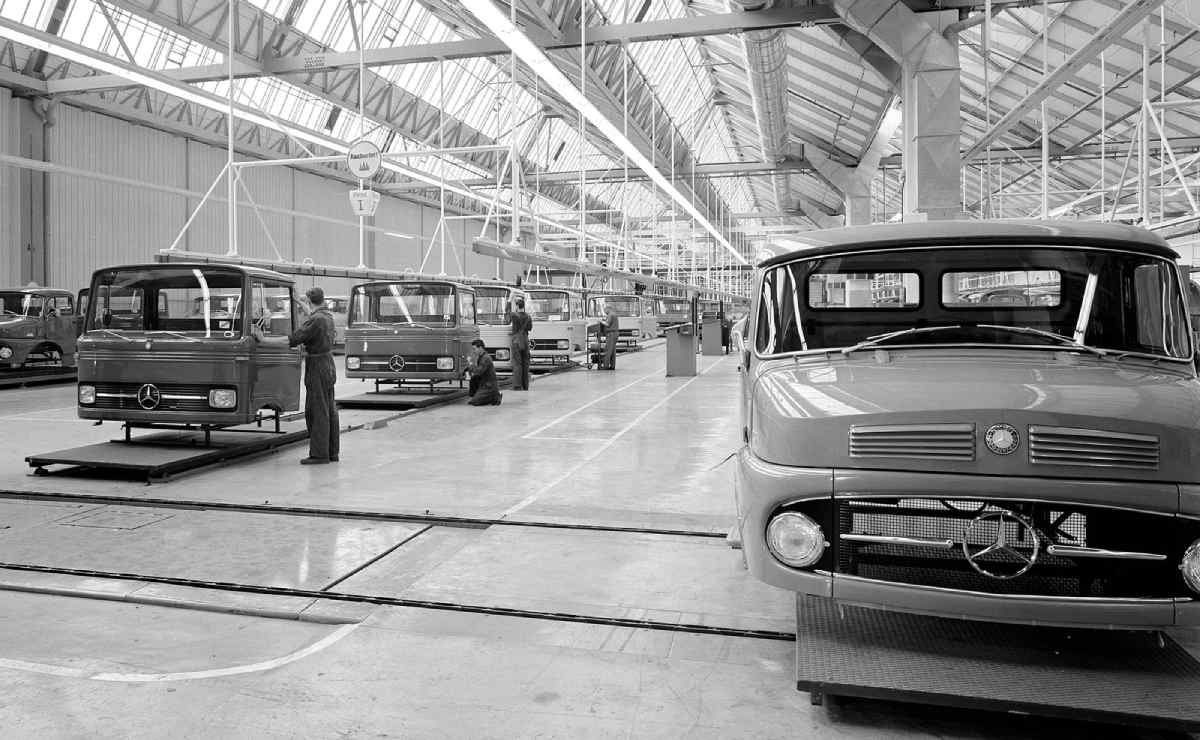 Mercedes-Benz