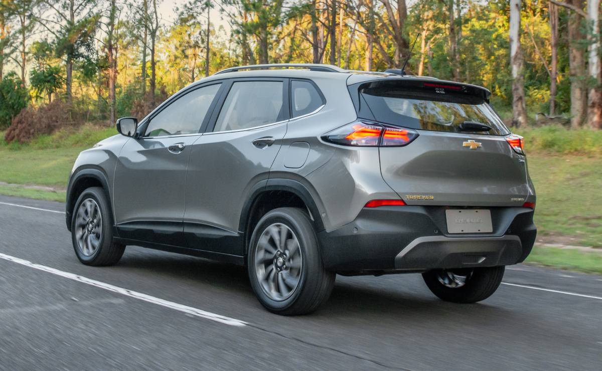 Chevrolet Tracker accion trasera