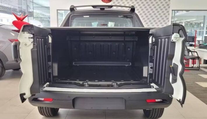 Así es la versión menos equipada de la nueva Fiat Toro: cuáles son las novedades de la pick up 1 Fiat Toro Endurance caja