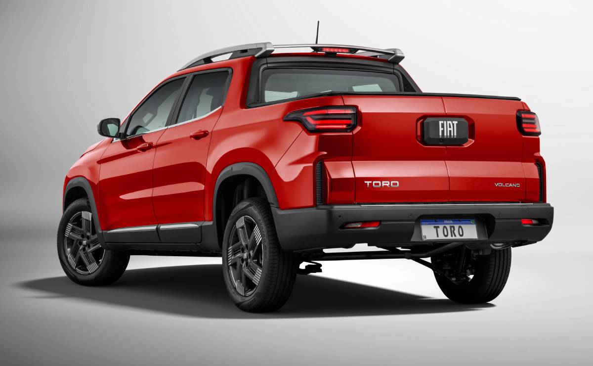 Fiat Toro Volcano 2026 trasera