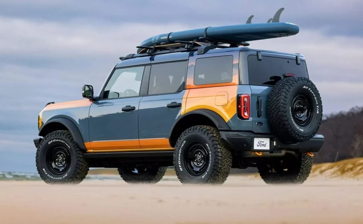 Ford Bronco Sport Silver
