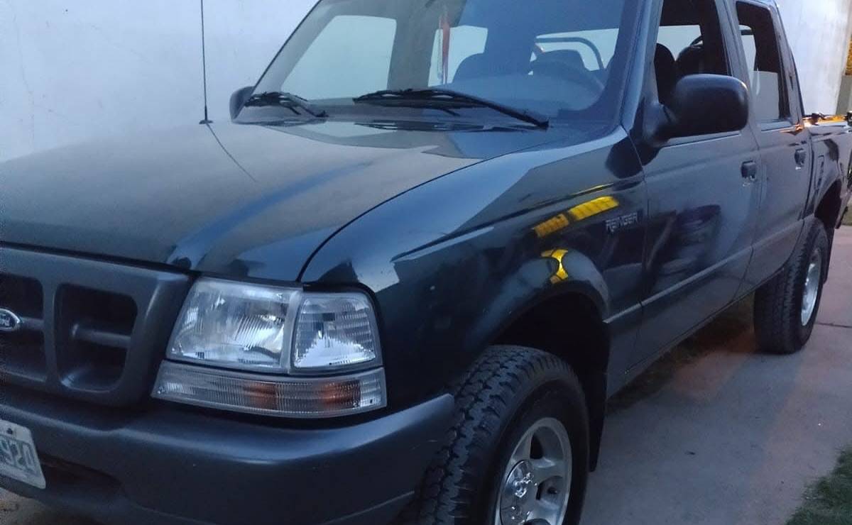 Ford Ranger 2004 frente