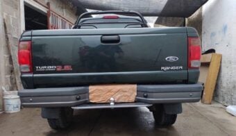 Ford Ranger 2004 trasera