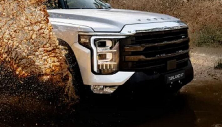 Llega una nueva pick up superior a Toyota Hilux y Nissan Frontier, pero más barata: su precio 1 Tunland híbrida, la nueva pick up de Foton