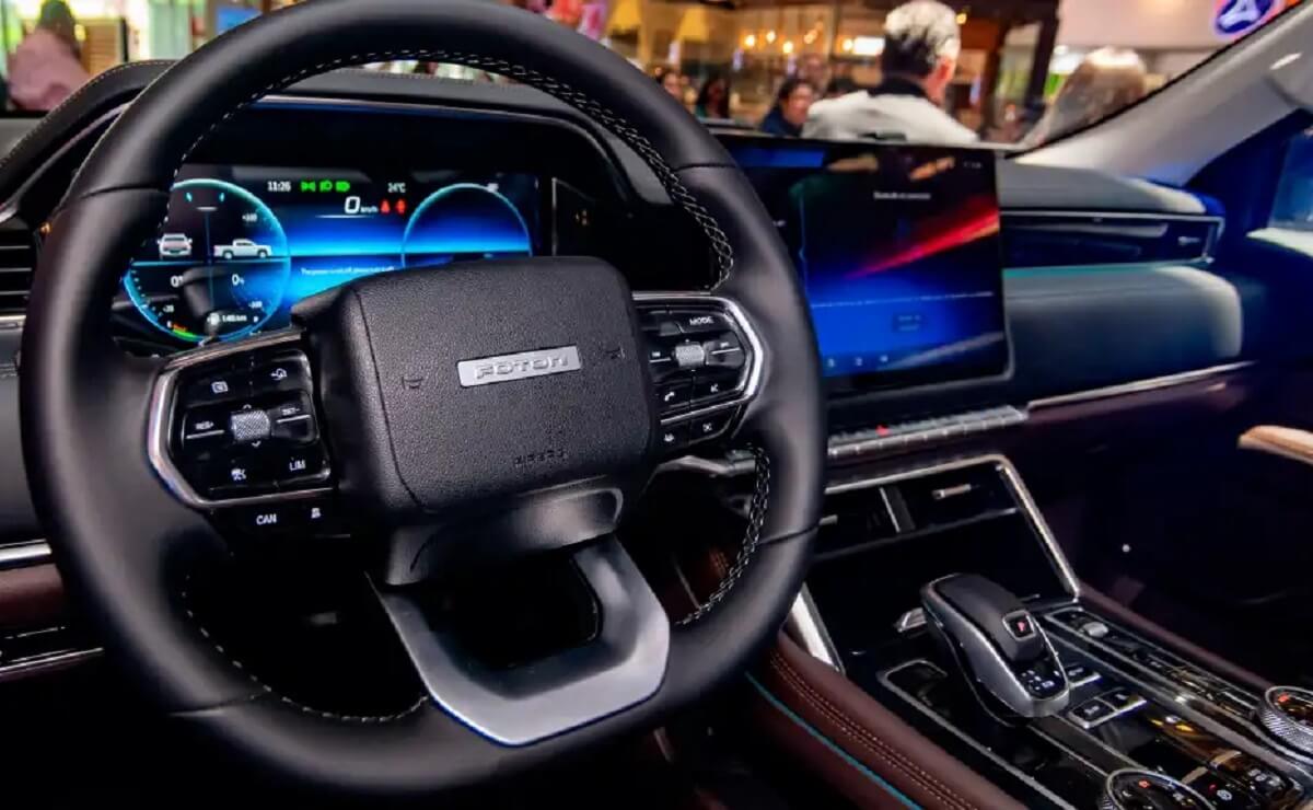 Foton Tunland interior