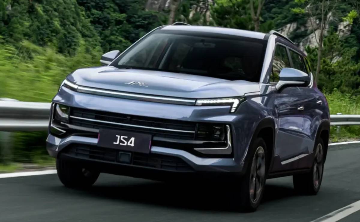 JAC JS4 Flagship accion