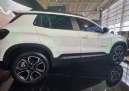 Jeep Avenger perfil 1