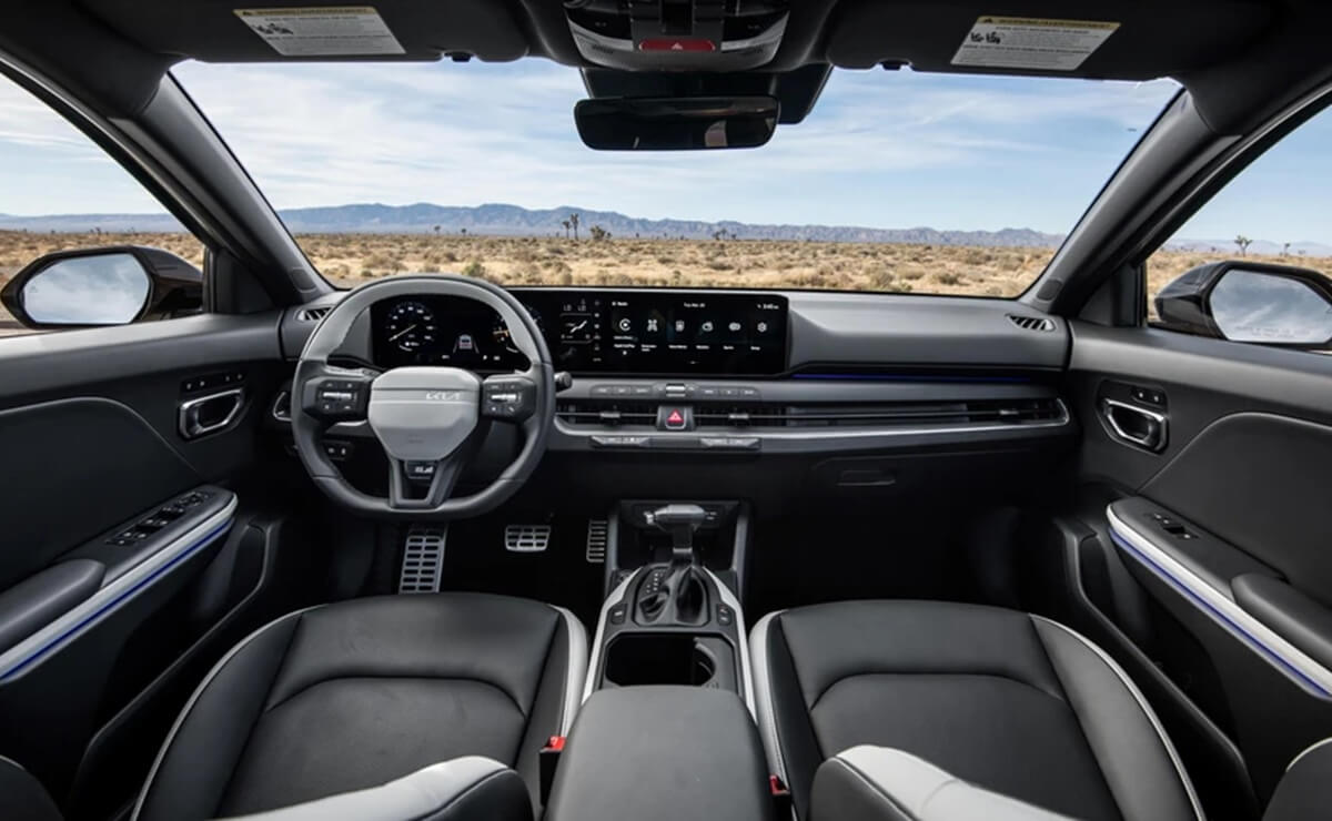 Kia K4 interior