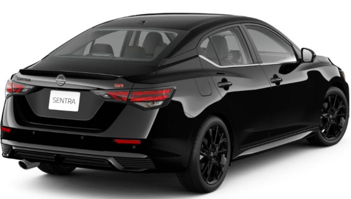 Nissan Sentra Nightfall trasera
