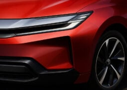 Toyota renovará el Aqua, el hatch híbrido