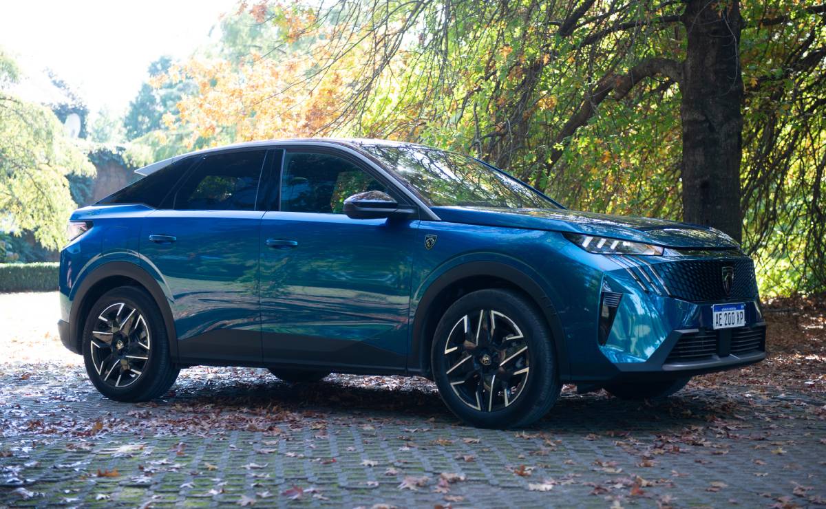 Peugeot 3008 lanzamiento perfil