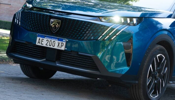 Peugeot 3008 lanzamiento teaser