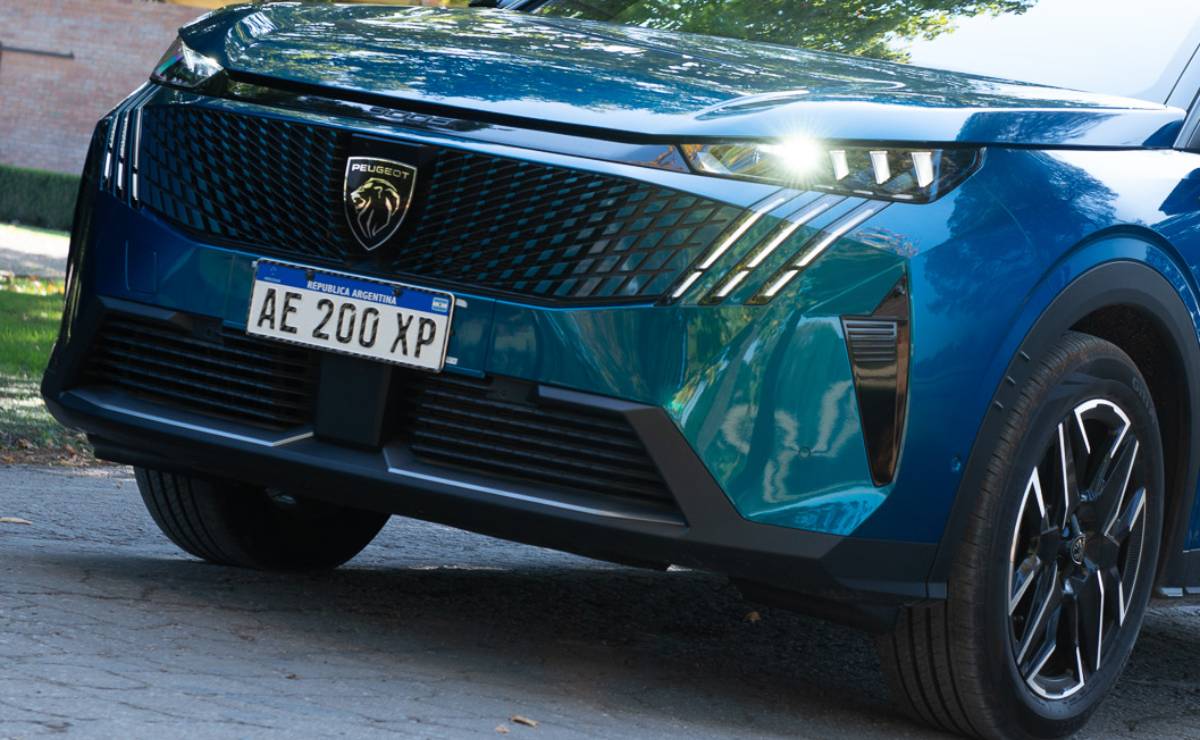 Peugeot 3008 lanzamiento teaser