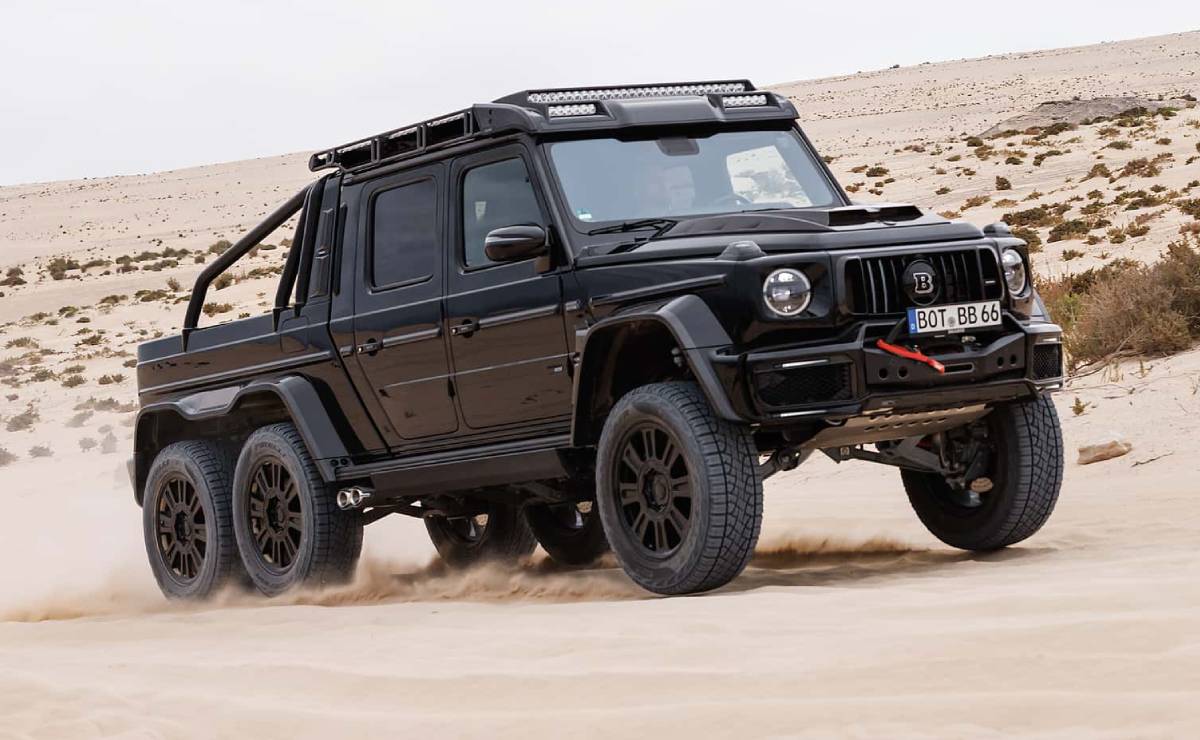 Pick up Brabus XLP 800 6x6 Adventure accion