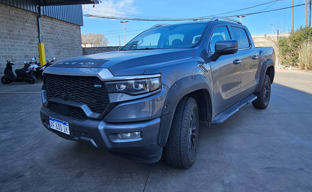 Pick up Foton Tunland V9 frente 2