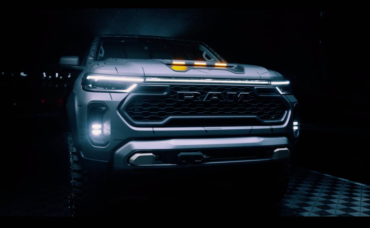 RAM Dakota trompa