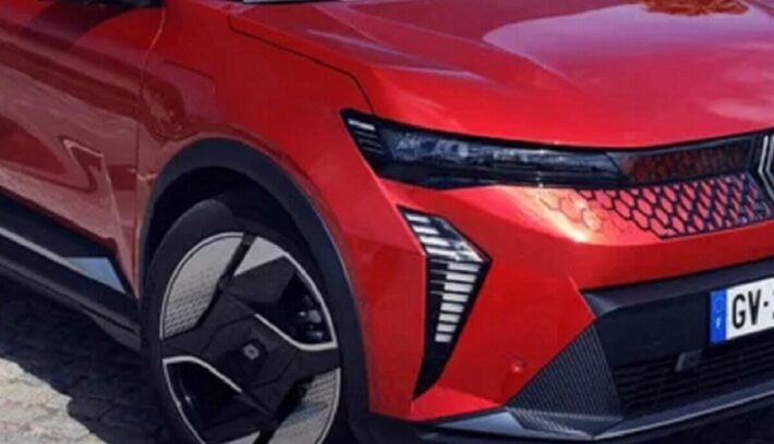 Scenic E-Tech, el SUV que Renault renueva