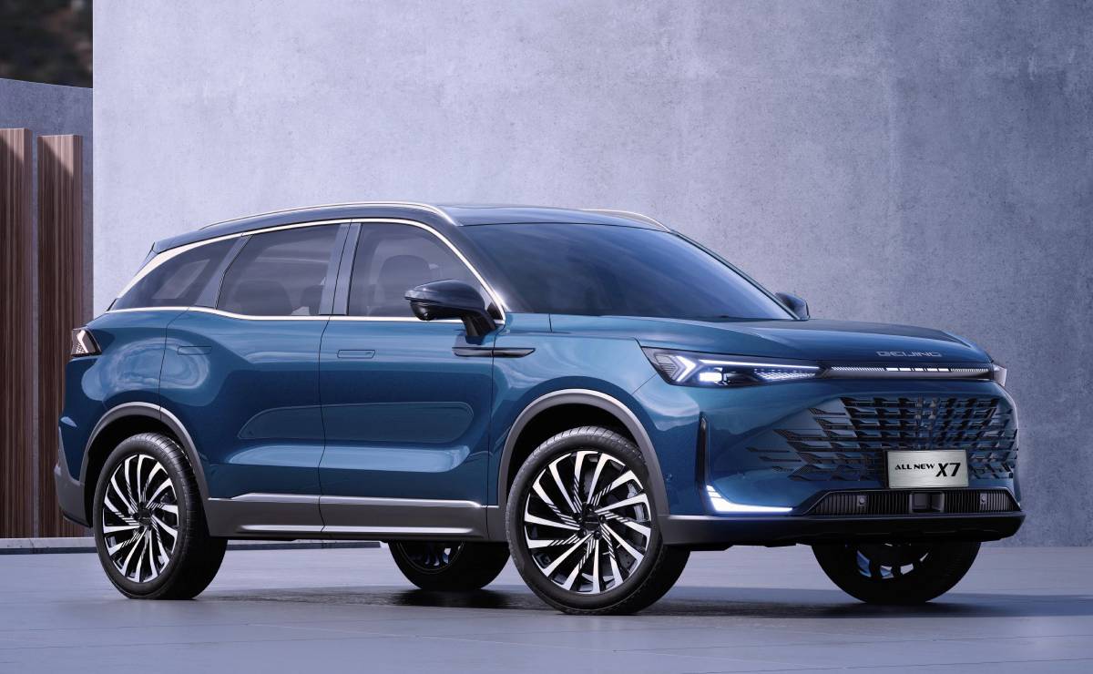 SUV BAIC X7 frente