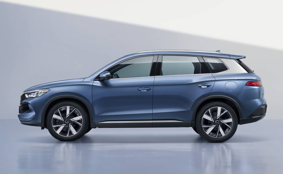 SUV BYD Song Pro perfil