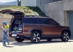 SUV Hyundai Santa Fe lanzamiento trasera