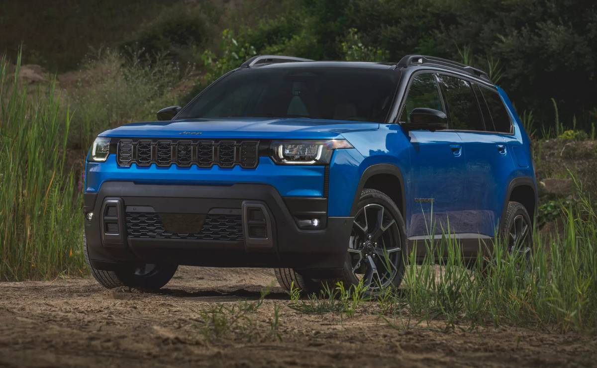SUV Jeep Cherokee 2026 frente