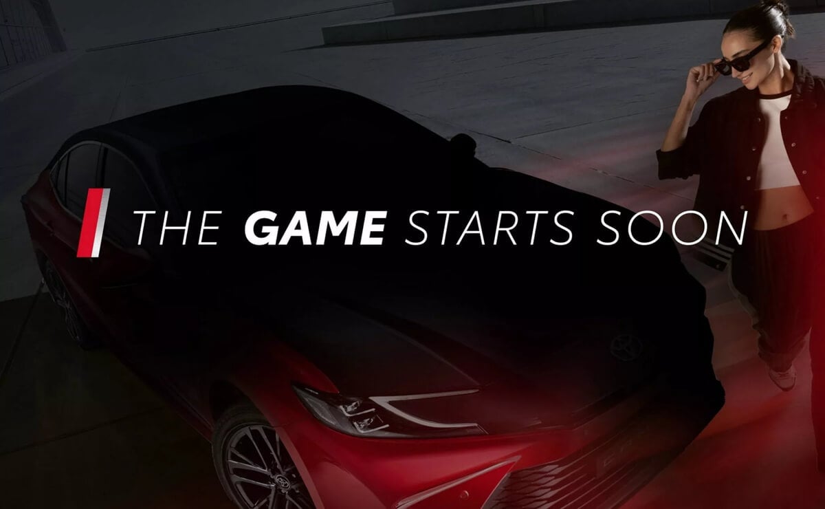 Toyota Camry Hybrid Sprint Edition anuncio