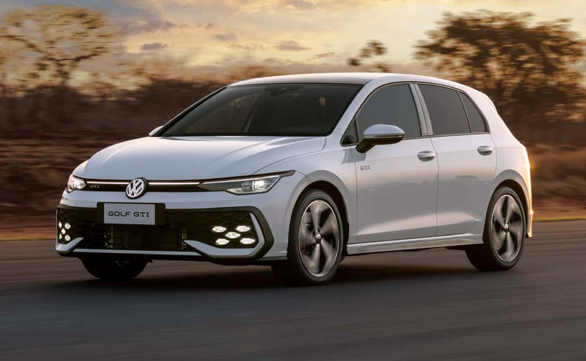 Volkswagen Golf GTI 2026 accion
