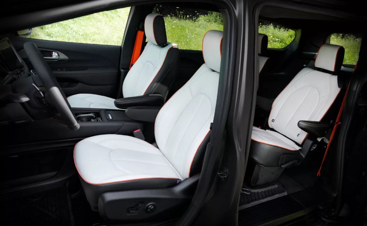 Chrysler Pacifica Grizzly Peak