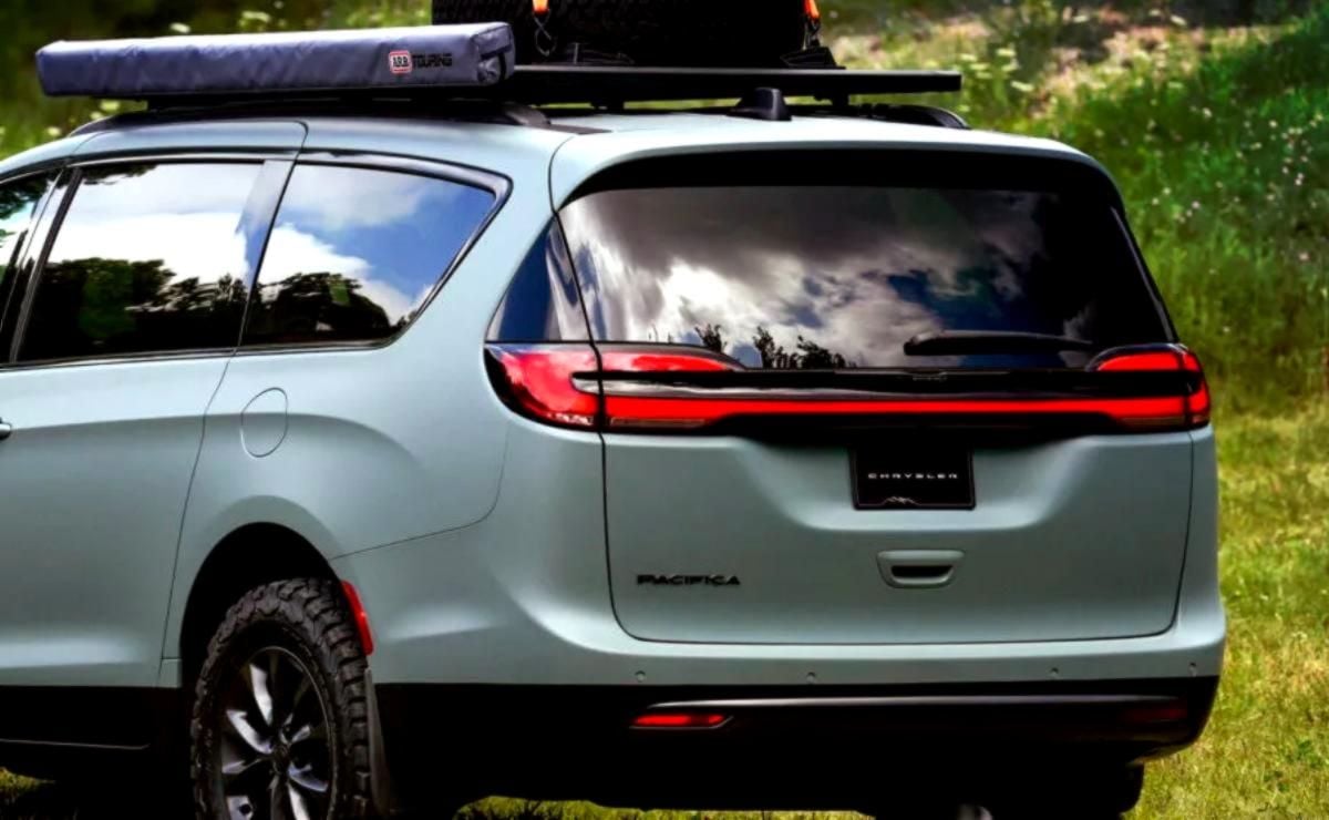 Chrysler Pacifica Grizzly Peak