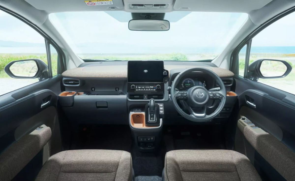 Toyota Sienta