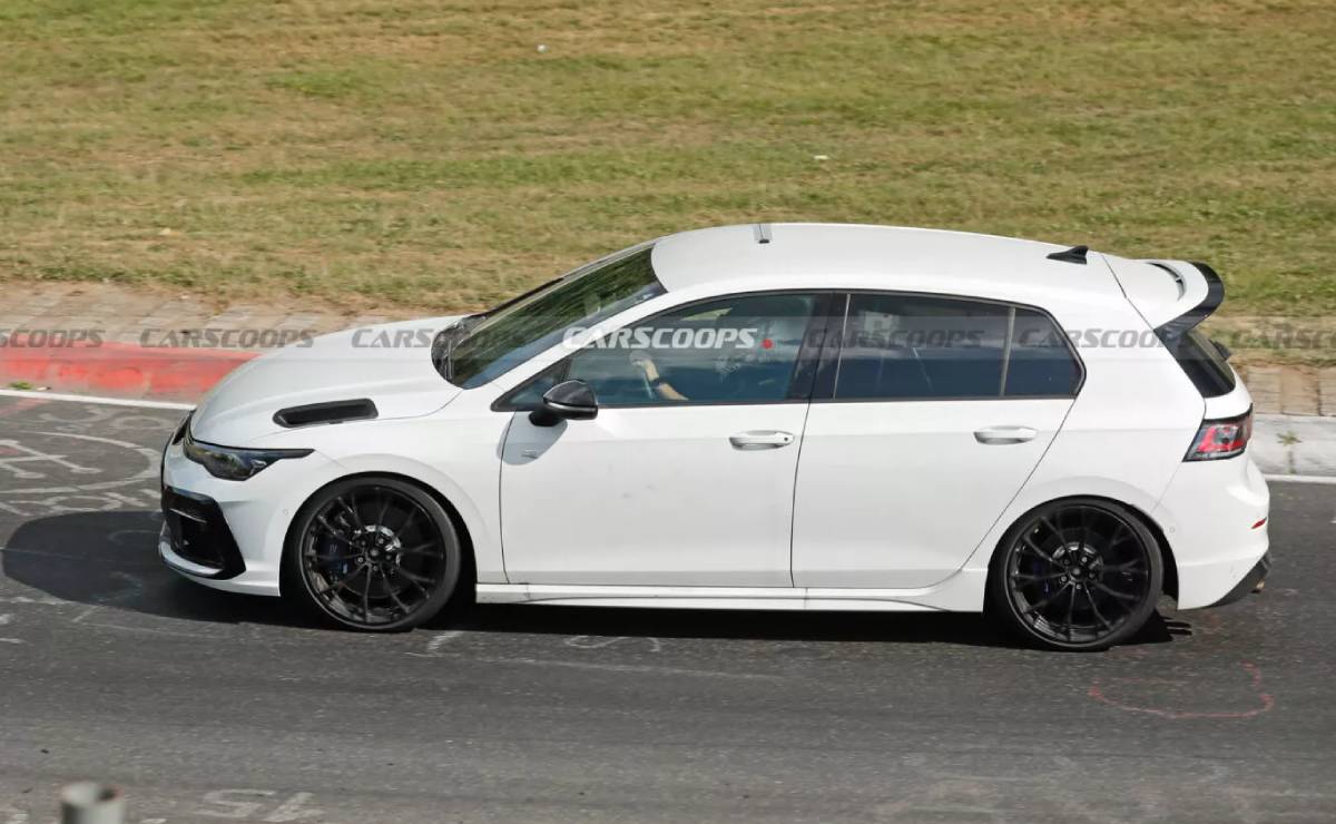 Volkswagen Golf R 