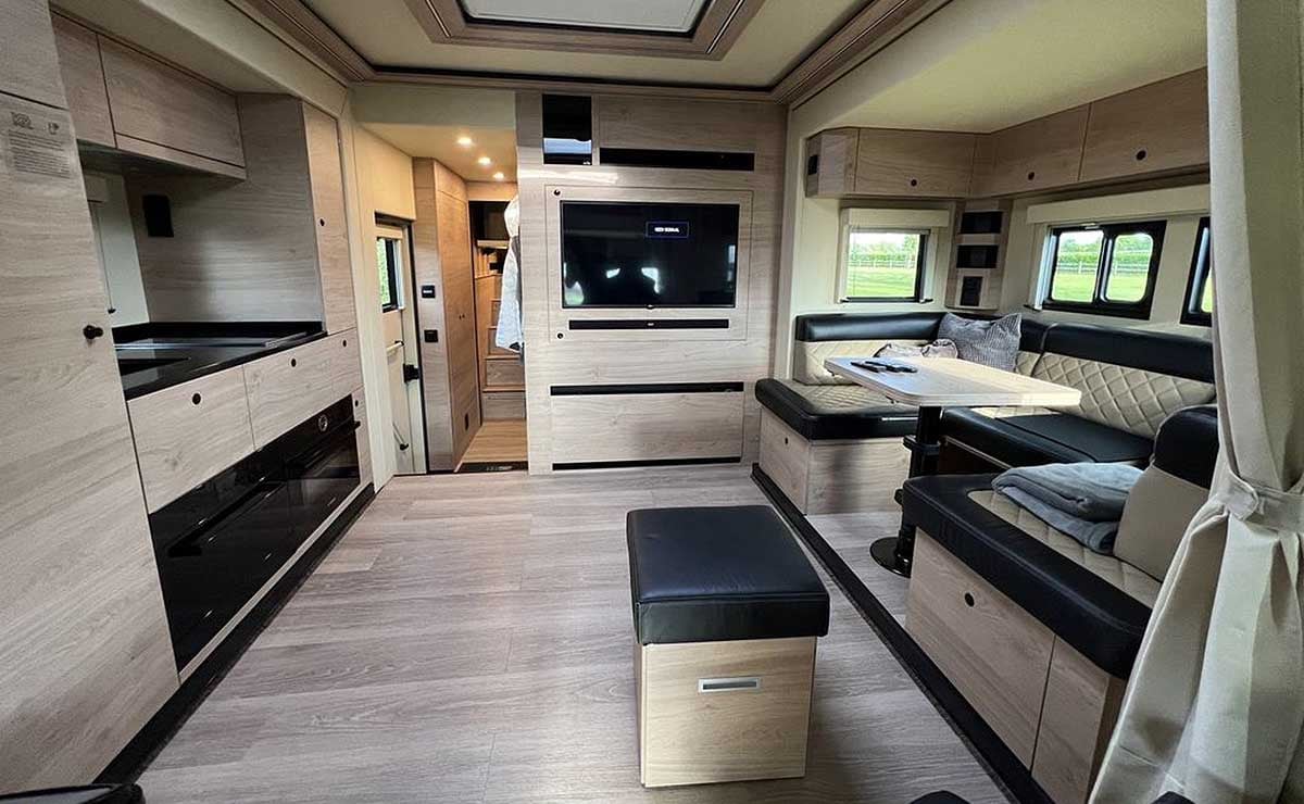 volvo fh motorhome con cohera 6