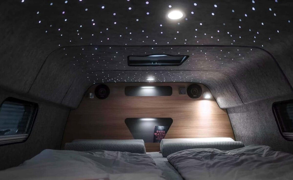 Alphavan Off Grid 4x4 interior