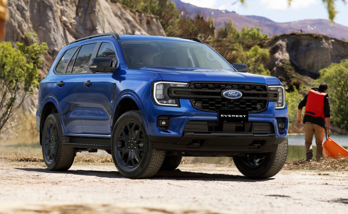 Ford Everest Sport frente