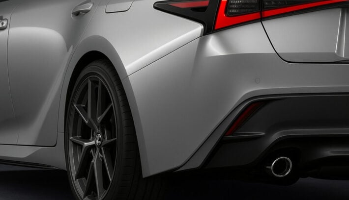 Lexus IS 2026