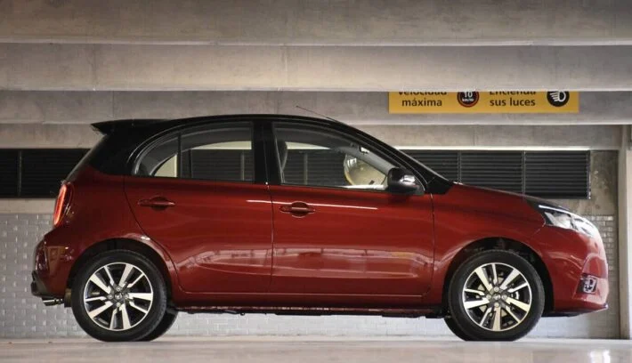 Nissan March 2025 perfil