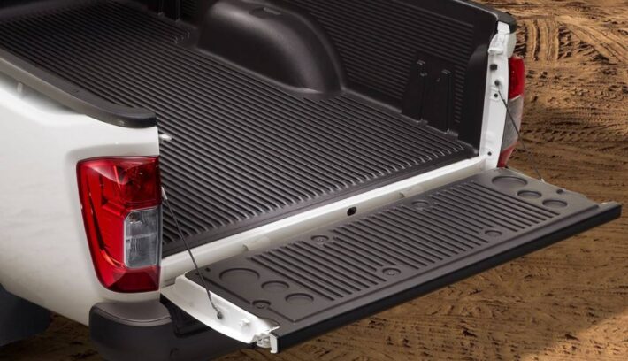 Nissan NP 300 caja